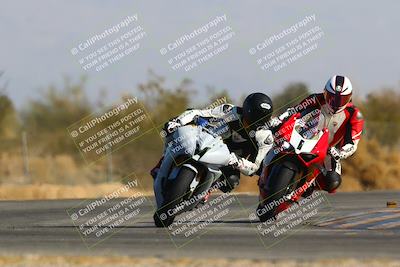 media/Jan-14-2024-SoCal Trackdays (Sun) [[2e55ec21a6]]/Turn 2 (1025am)/